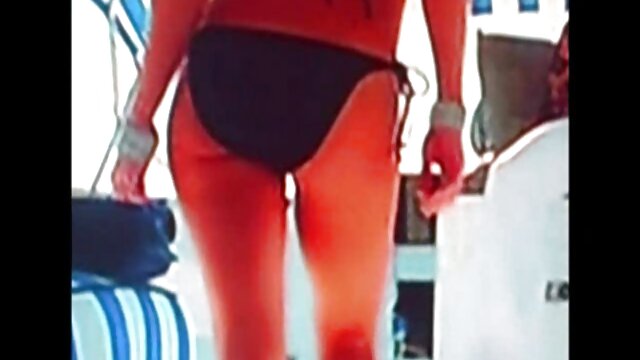 Ass sexoanalxxx Traffic presenta a Helena en una escena anal hardcore