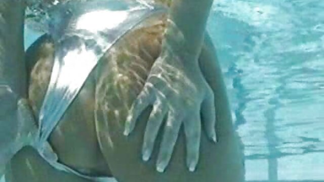 Sumisa contenida casting anal azotada y azotada